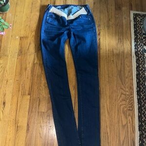 ‘❤️🔥 Poshmark Host Party Pick ❤️🔥’ Gap Maternity Skinny Cuffed Jeans 👖